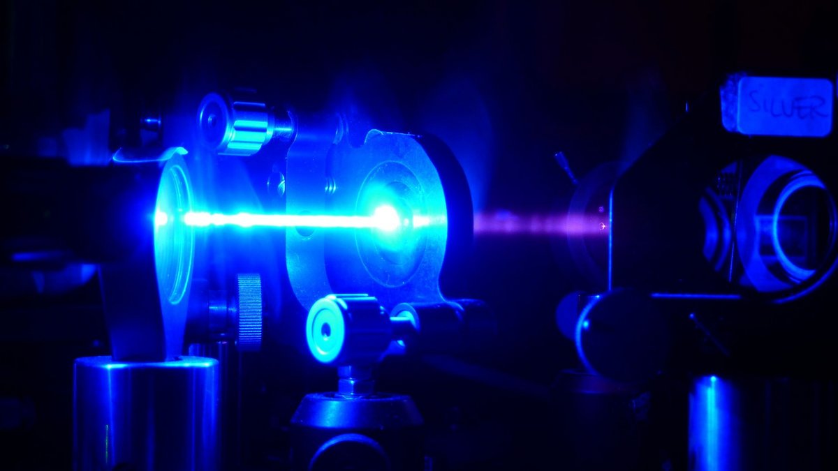 Quantum mechanics: towards control of chemical reactions - polimi