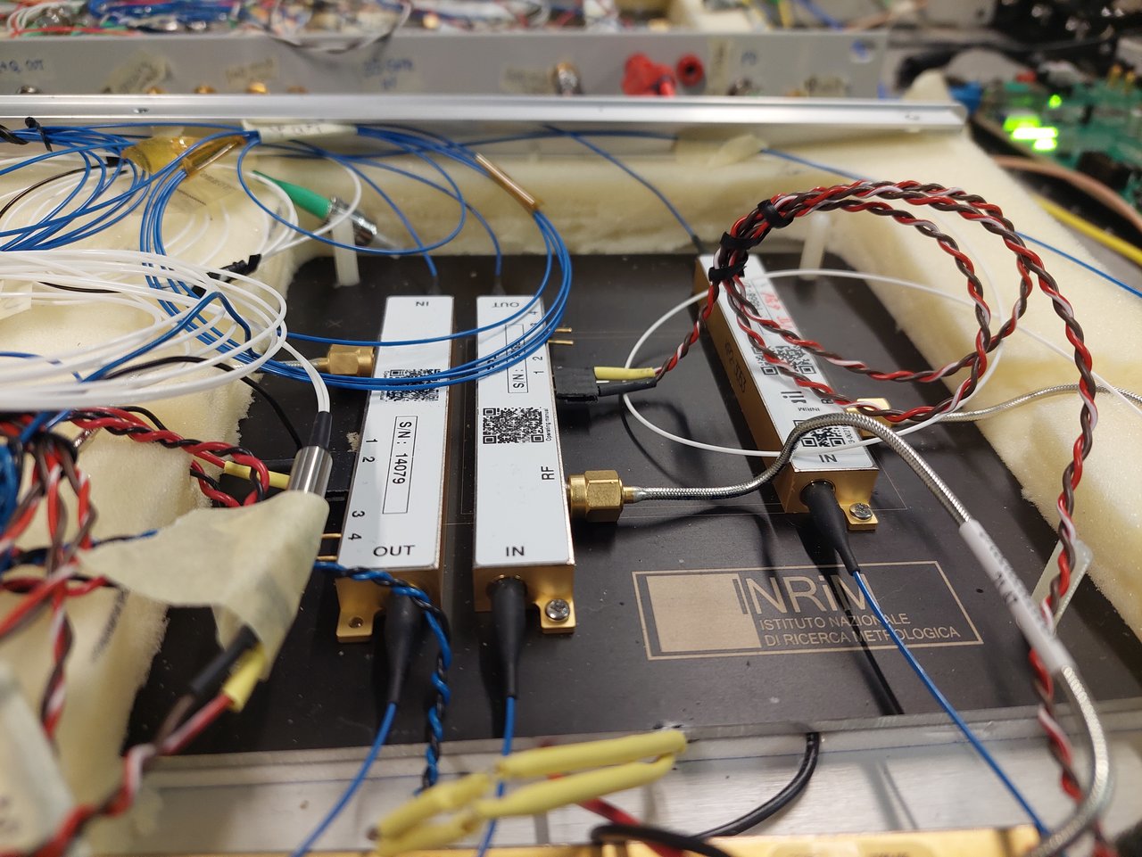 Experimental setup based on coherent interferometry class=